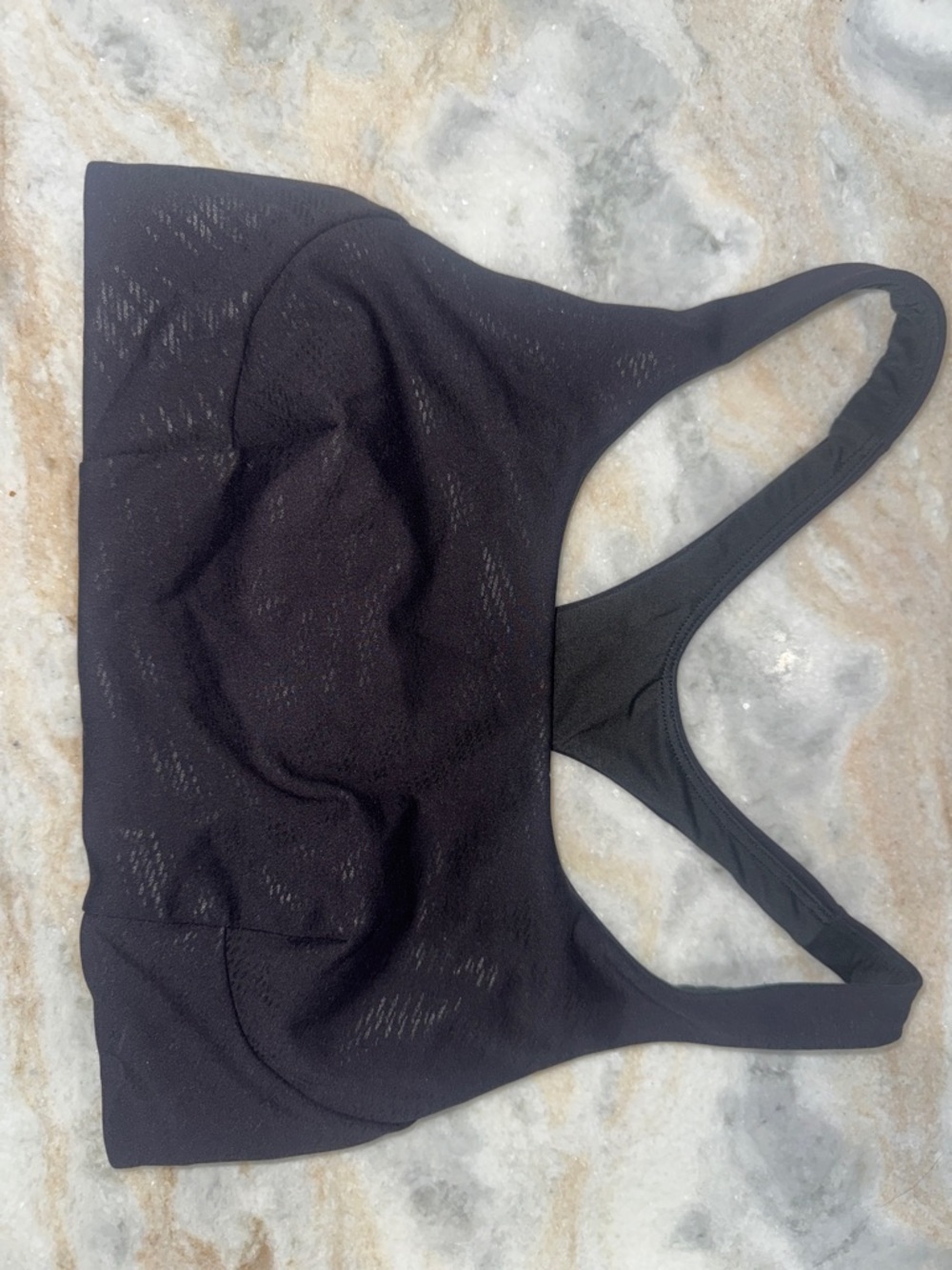 lululemon Black ENERGY SPORTS bra size 6 AMAZING CONDITION